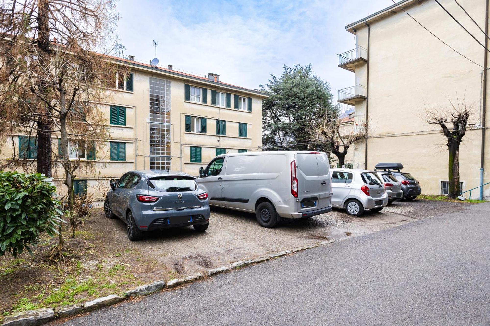 Il Giglio - Free Parking Apartment Como
